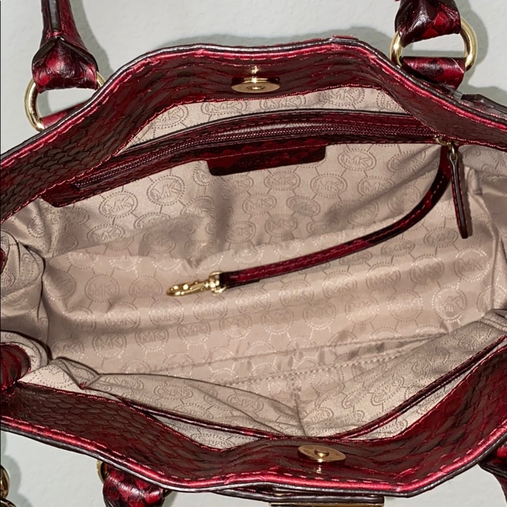 Michael Kors Red Python shoulder bag - Picture 7 of 7